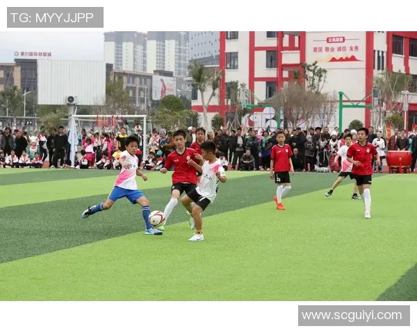 深圳翠园中学足球明星崭露头角助力校园体育文化蓬勃发展 深圳翠园中学足球明星崭露头角助力校园体育文化蓬勃发展